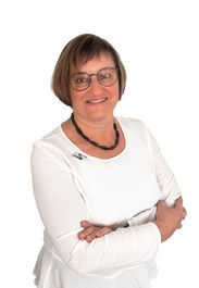Monika Baisch Portrait WEB